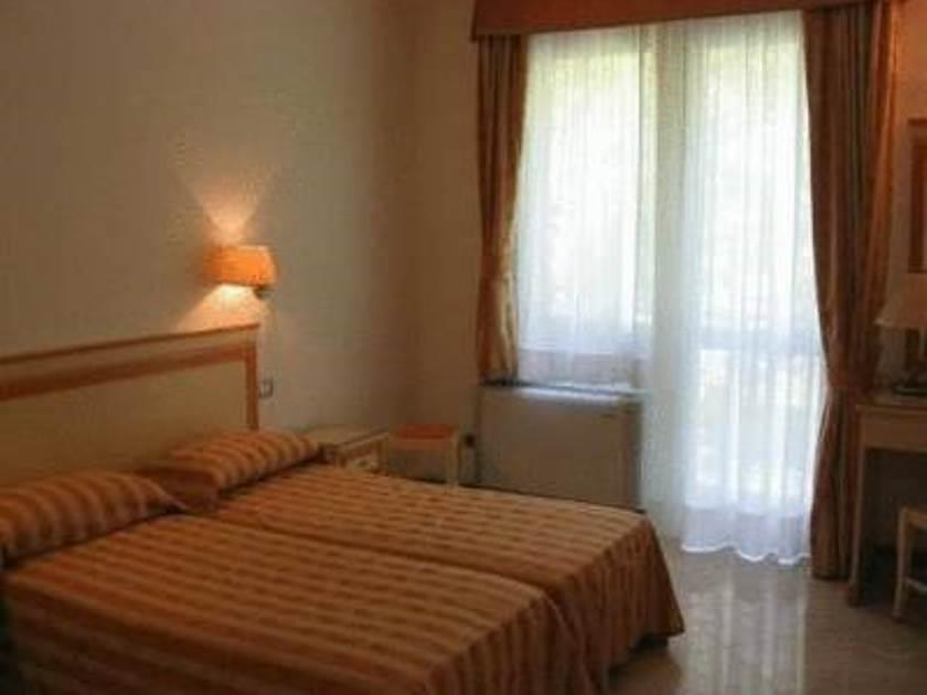 Hotel Regit Mestre Buitenkant foto